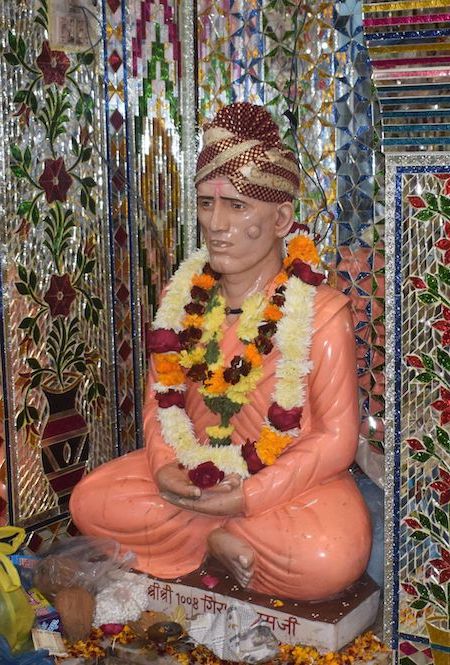 श्री श्री १००८ श्री गिरधारीदास जी महाराज समाधी, अड़कसर, नागौर, राजस्थान